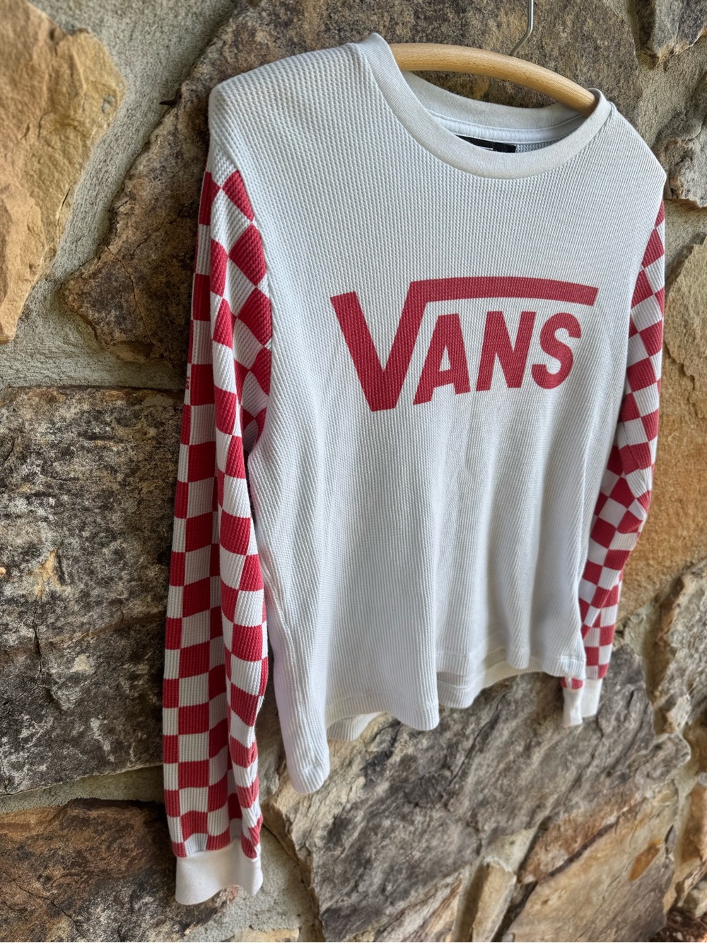 Vans White Crewneck Waffle Thermal with Red Logo & Checkerboard Sleeves Sm Punk - Picture 6 of 12